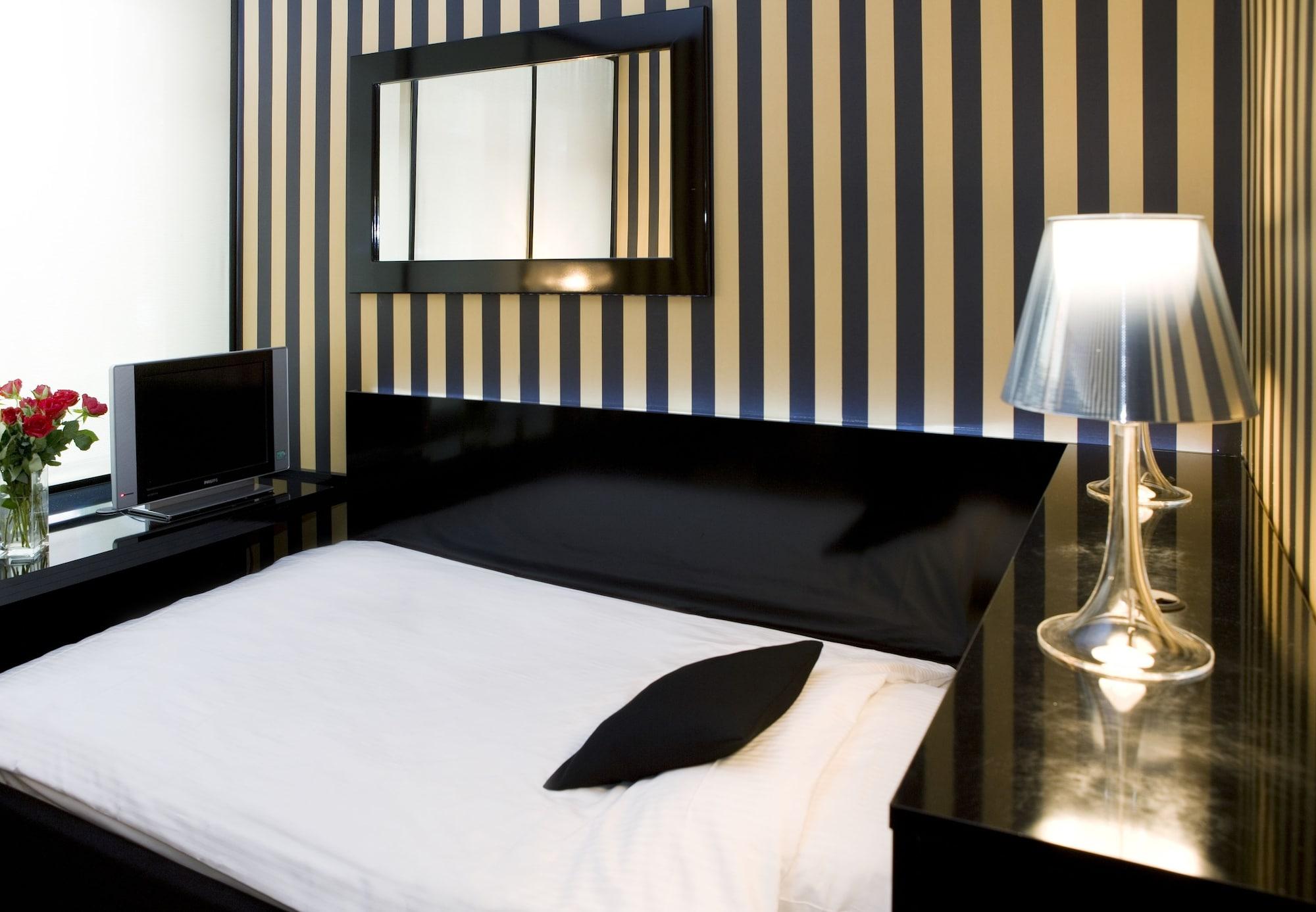 รีเลซา โฮเทล เบลวู อัน แดร์ อัลชเตอร์ Hotel ฮัมบูร์ก ภายนอก รูปภาพ