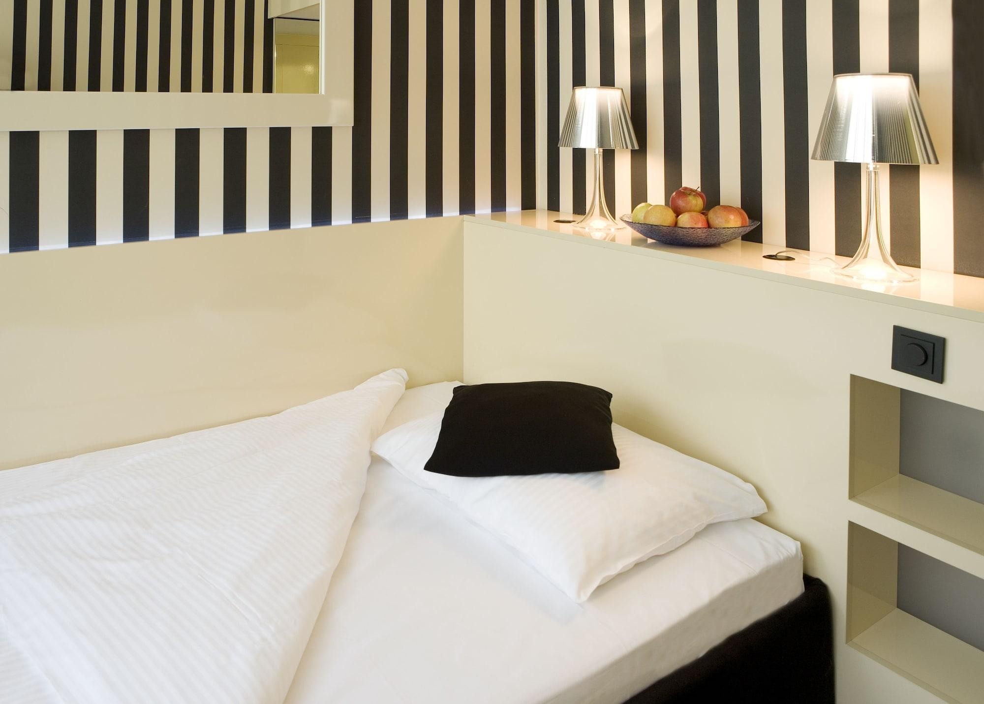 รีเลซา โฮเทล เบลวู อัน แดร์ อัลชเตอร์ Hotel ฮัมบูร์ก ภายนอก รูปภาพ