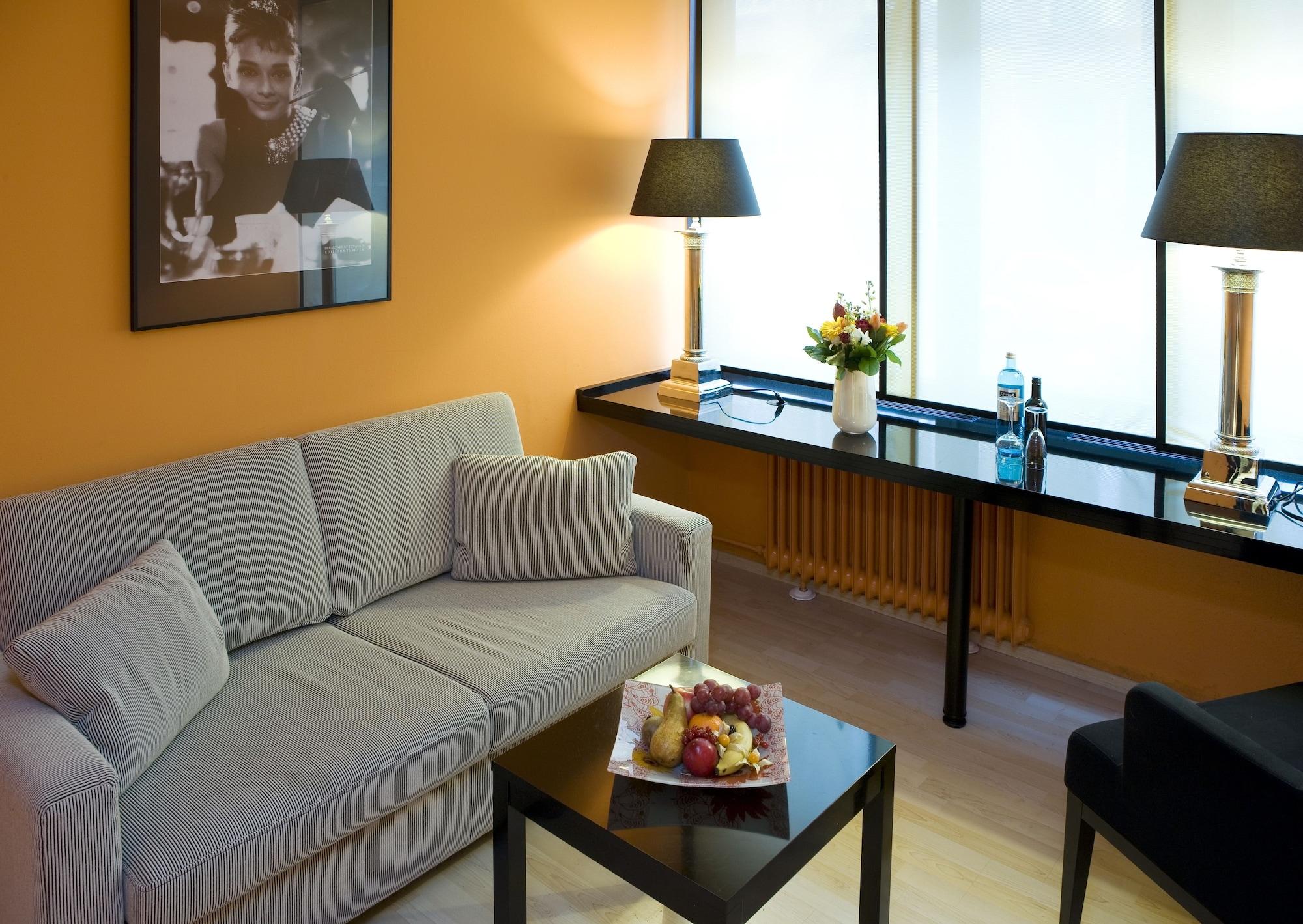 รีเลซา โฮเทล เบลวู อัน แดร์ อัลชเตอร์ Hotel ฮัมบูร์ก ภายนอก รูปภาพ